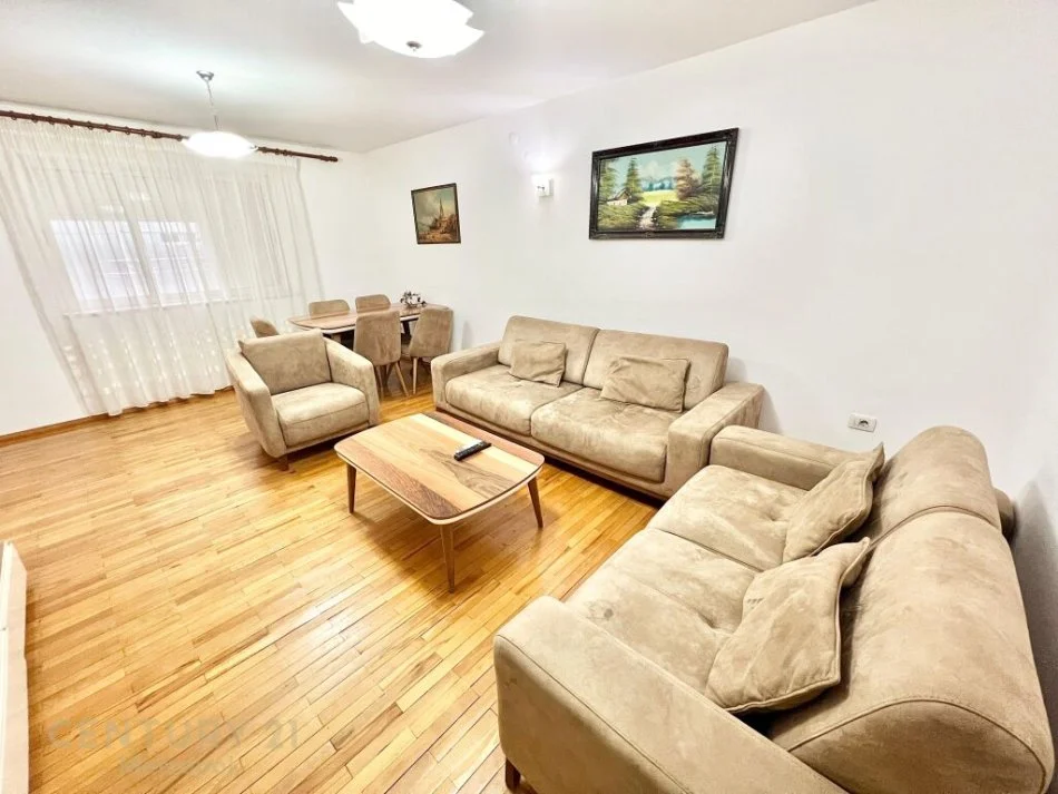 Tirane, shitet apartament 2+1+Ballkon Kati 2, 125 m² 312.500 € (BLLOK)