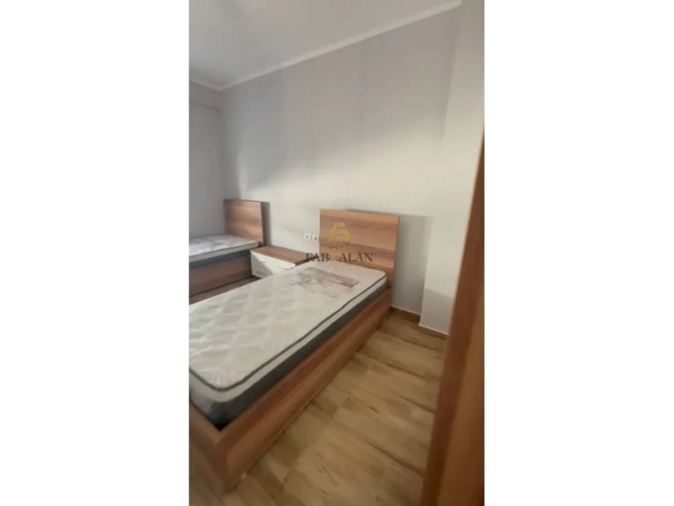 Tirane, shitet apartament 2+1 Kati 5, 102 m² 125.000 € (Kamez)
