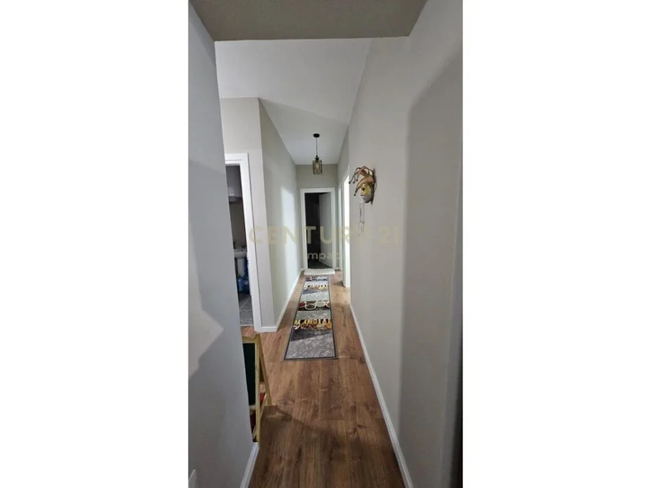 Tirane, shitet apartament 2+1 Kati 3, 86 m² 160,000 € 