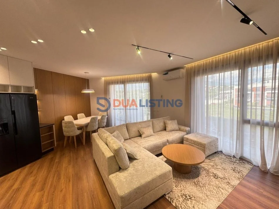 Tirane, jepet me qera apartament 2+1+Ballkon Kati 2, 110 m² 1.300 € (Liqeni i Thate)