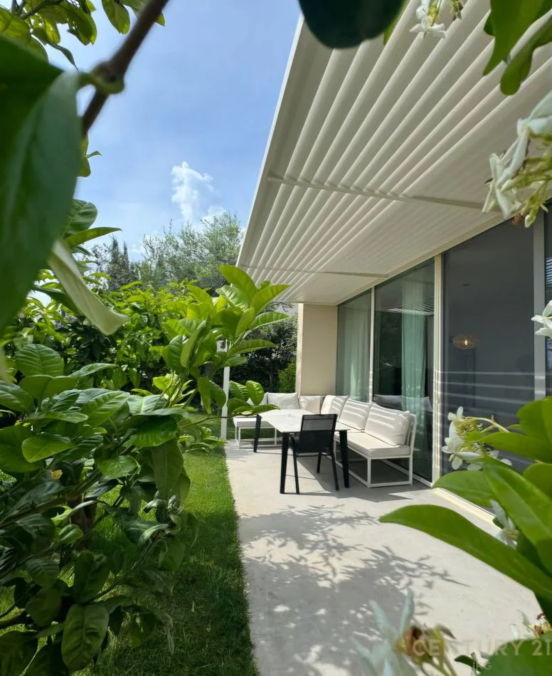 Dhermi - Palase, shitet apartament 2+1+Ballkon Kati 1, 81 m² 699.000 € (Dhermi, PALASE)