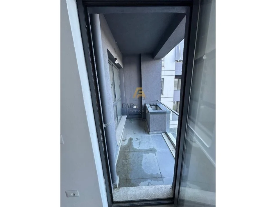 Tirane, shitet apartament 2+1 Kati 2, 111 m² 138.000 € (5 Maji)