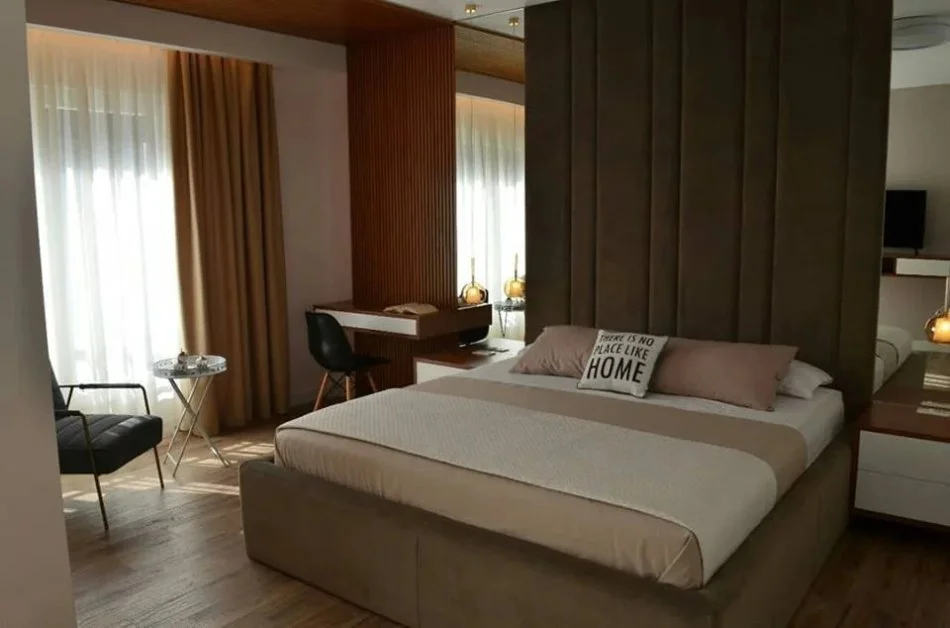 Tirane, jepet me qera apartament 2+1+Aneks Kati 5, 1 m² 1.500 € (liqeni artificial)