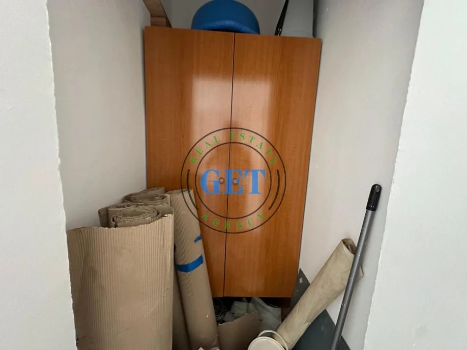 Durres, jepet me qera apartament 2+1 Kati 4, 400 € 