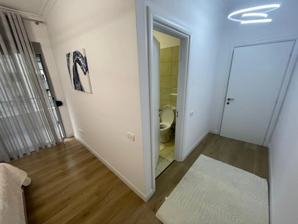 Tirane, shitet apartament 2+1 Kati 4, 101 m² 173.000 € (Astir)