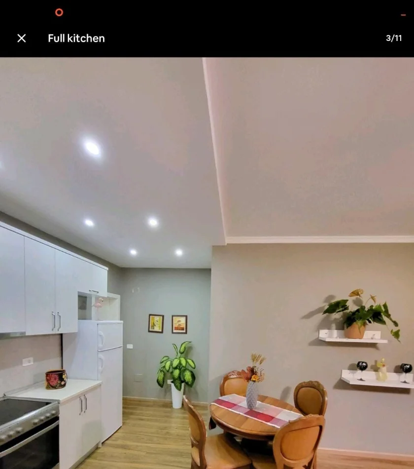 Tirane, jepet me qera apartament 1+1+Ballkon Kati 11, 70 m² 650 € (+355693414015)