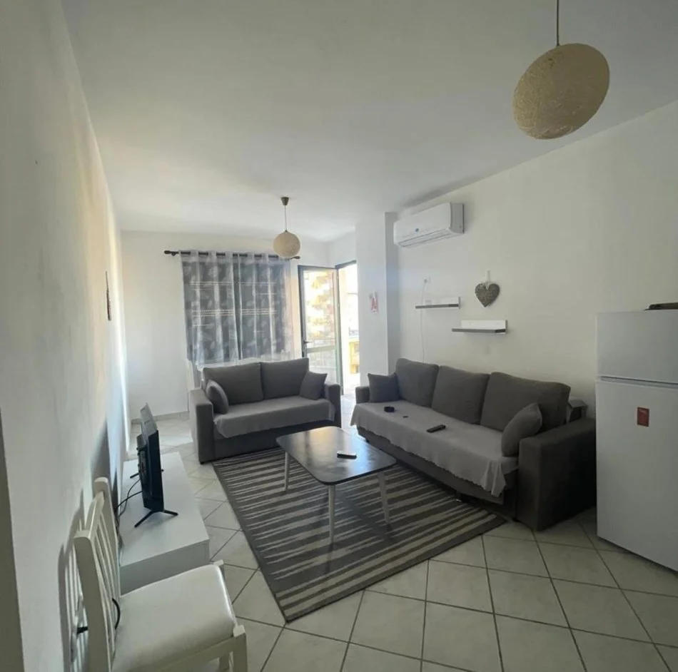 Durres, jepet me qera apartament 2+1 Kati 2, 400 € 