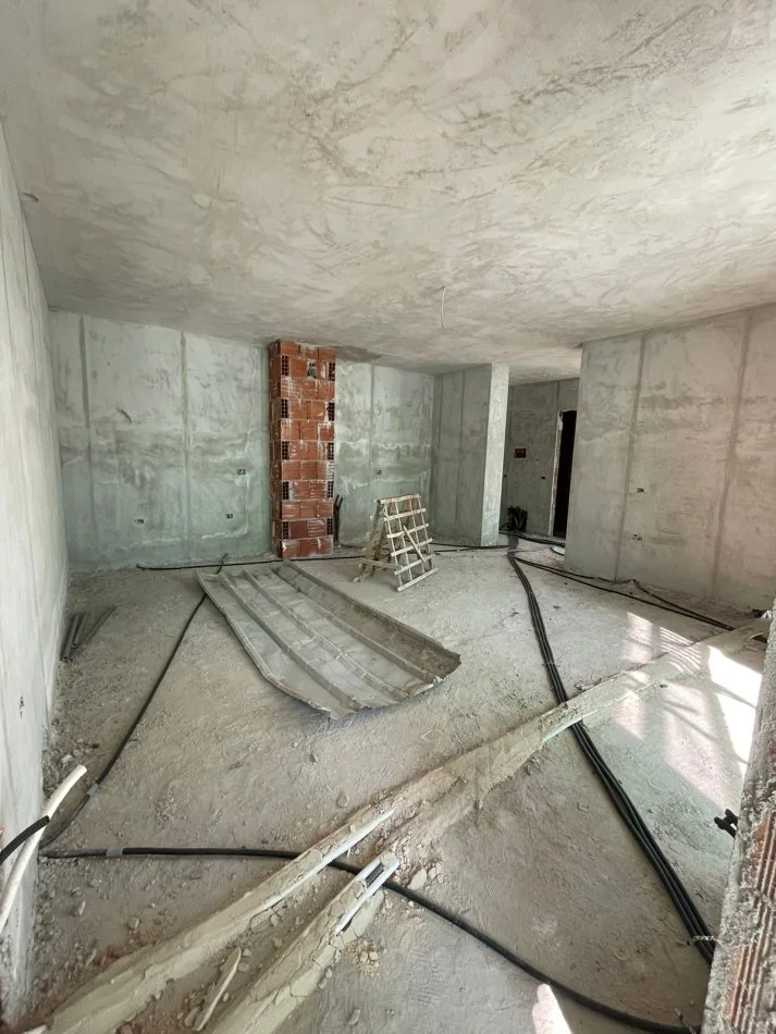 Shitet,Apartament 2+1+2+Post Parkimi,Prane Farmacise 10