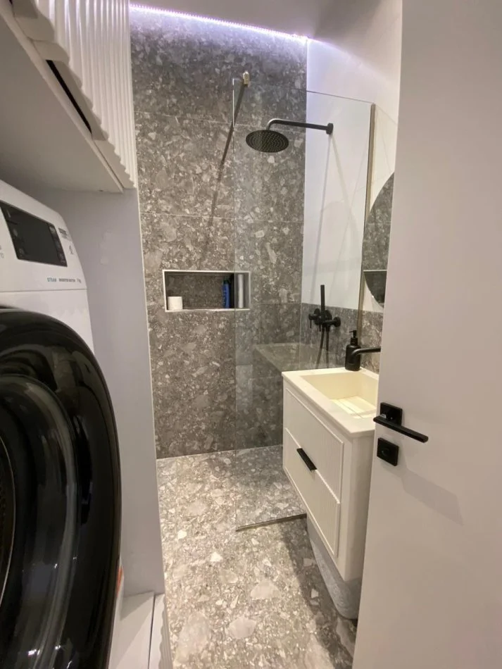 Radhime - Orikum, shitet apartament 1+1 , 70 m²