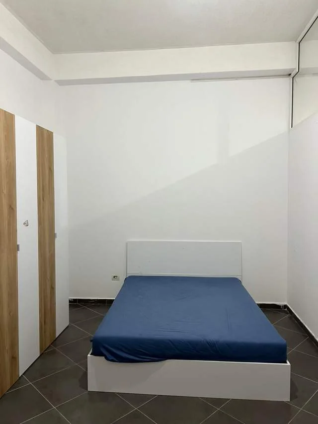 Tirane, jepet me qera apartament 2+1 Kati 0, 75 m² 30.000 Leke (Rruga Teodor Keko)