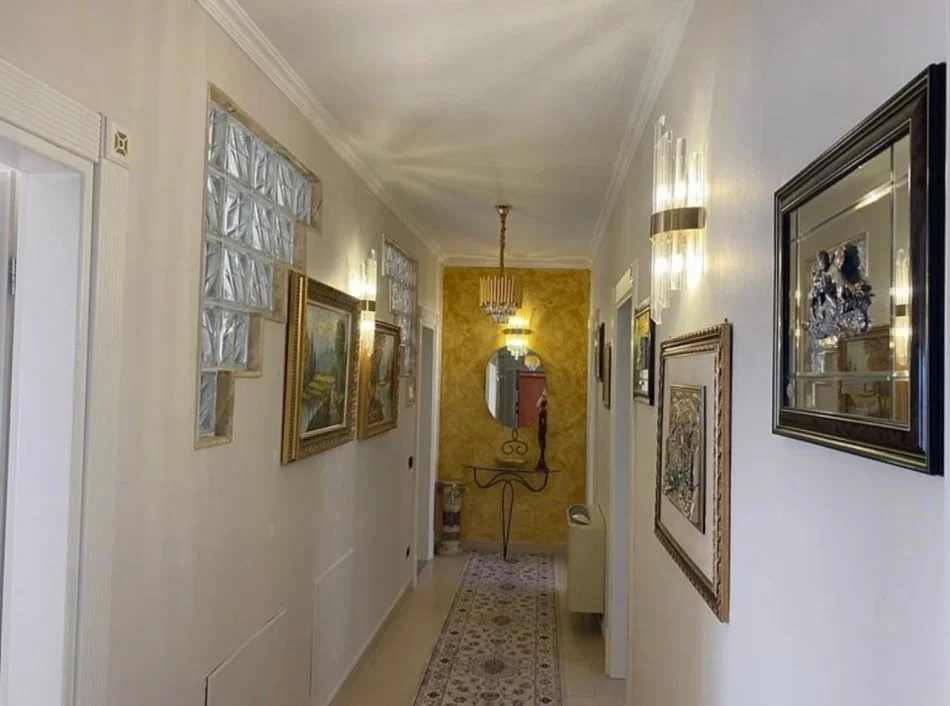 Durres, jepet me qera apartament+verande | Penthouse 3+1 Kati 8, 104 m² (TEK BLUE STARI NE DURRES)