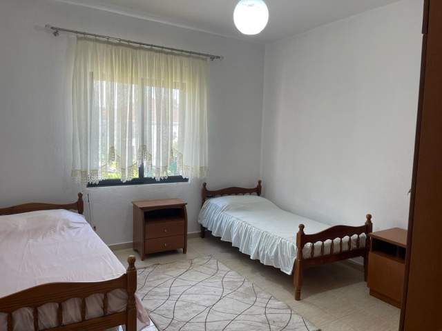 Tirane, jepet me qera apartament 2+1+A+BLK Kati 2, 95 m² 40.000 Leke (Rruga Zografet)
