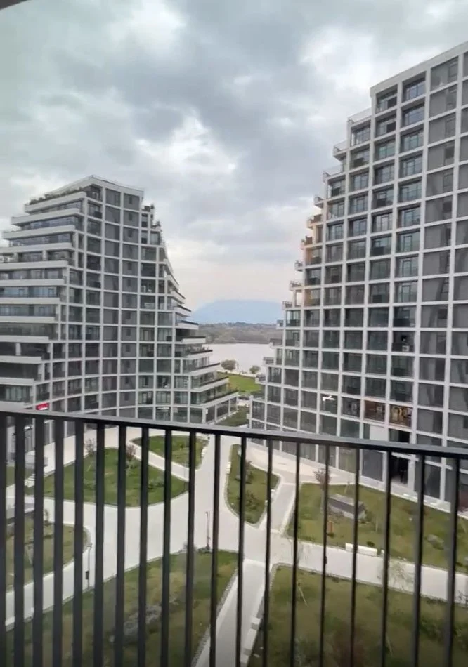 Tirane, jepet me qera apartament 1+1+Aneks+Ballkon , 72 m² 1.500 € (Rruga e Kosovareve)