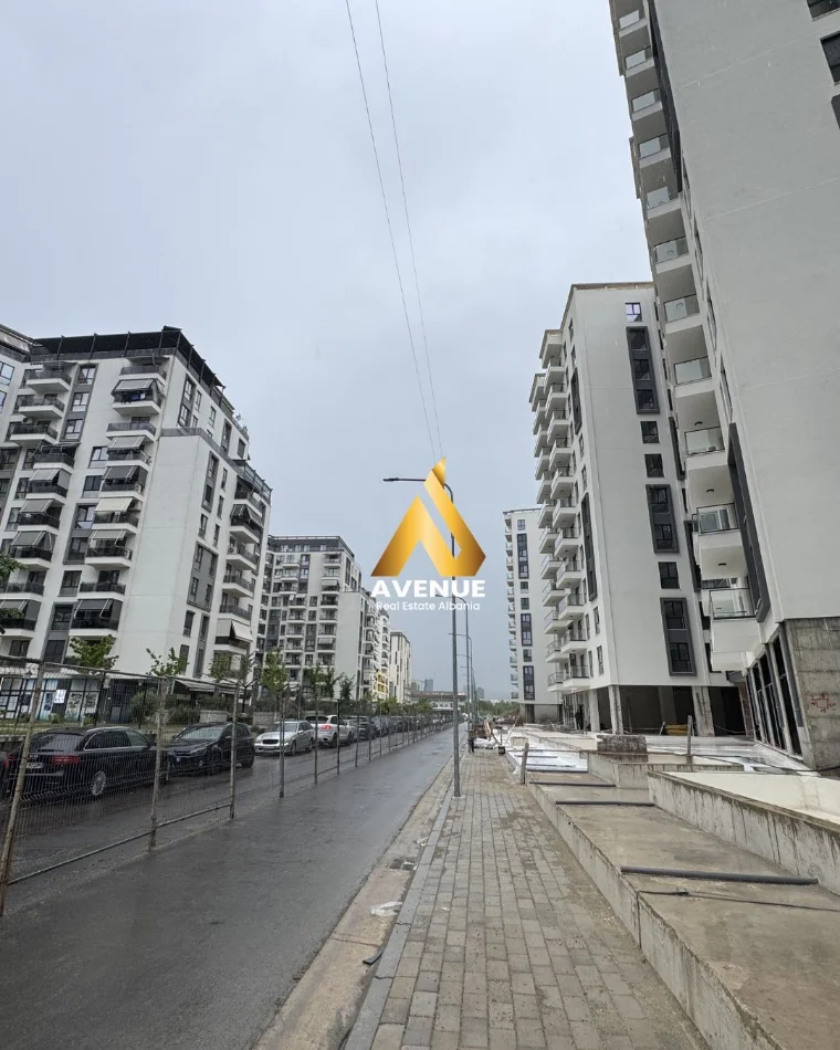 Tirane, shitet apartament 1+1 Kati 5, 74 m² 126.000 € (Rruga E Dafinave)