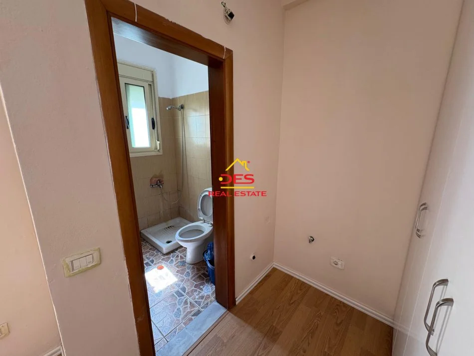 Vlore, shitet garsonier Kati 1, 40 m² 62.000 € (Rruga Gjergj Arianiti)