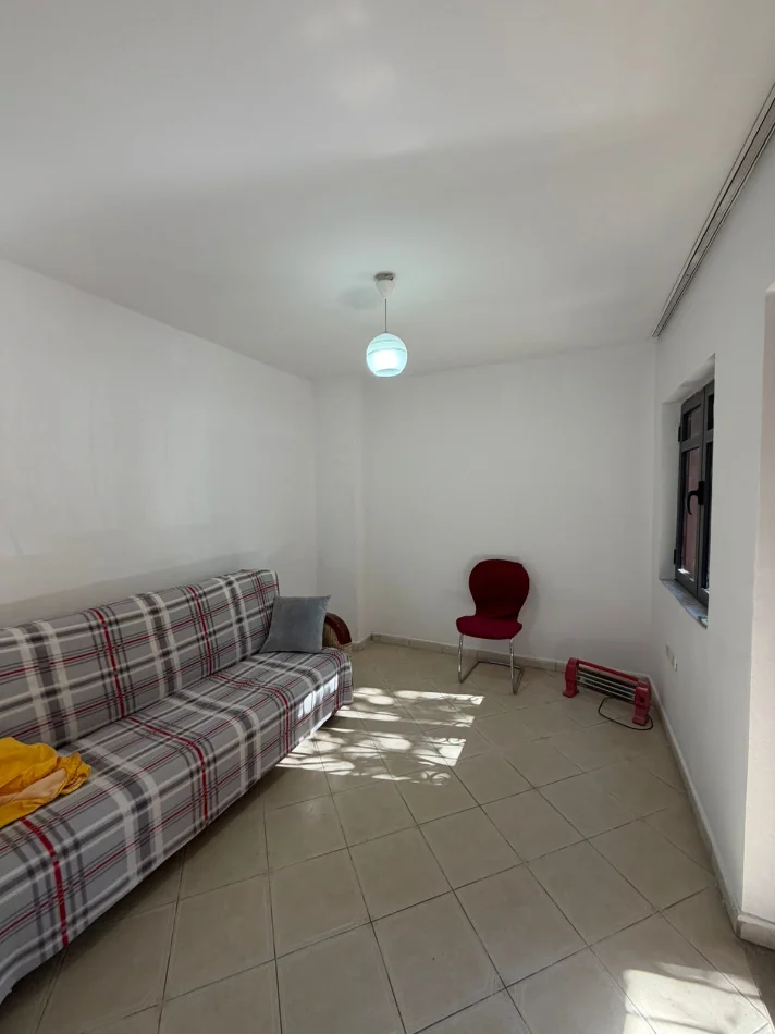 Tirane, shitet apartament 2+1+Ballkon Kati 2, 95 m² 115.000 € (Apartament 2+1 Per Shitje Casa Italia Me Hipoteke Okazion)