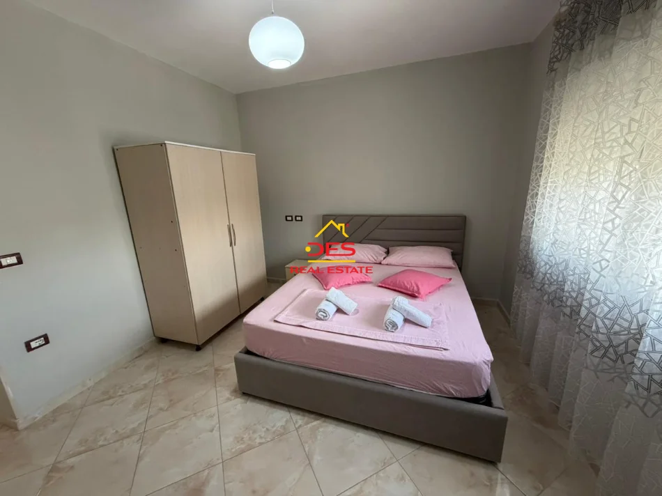 Shqiperi, jepet me qera apartament 1+1+Ballkon Kati 9, 70 m² 550 € (Lungomare)
