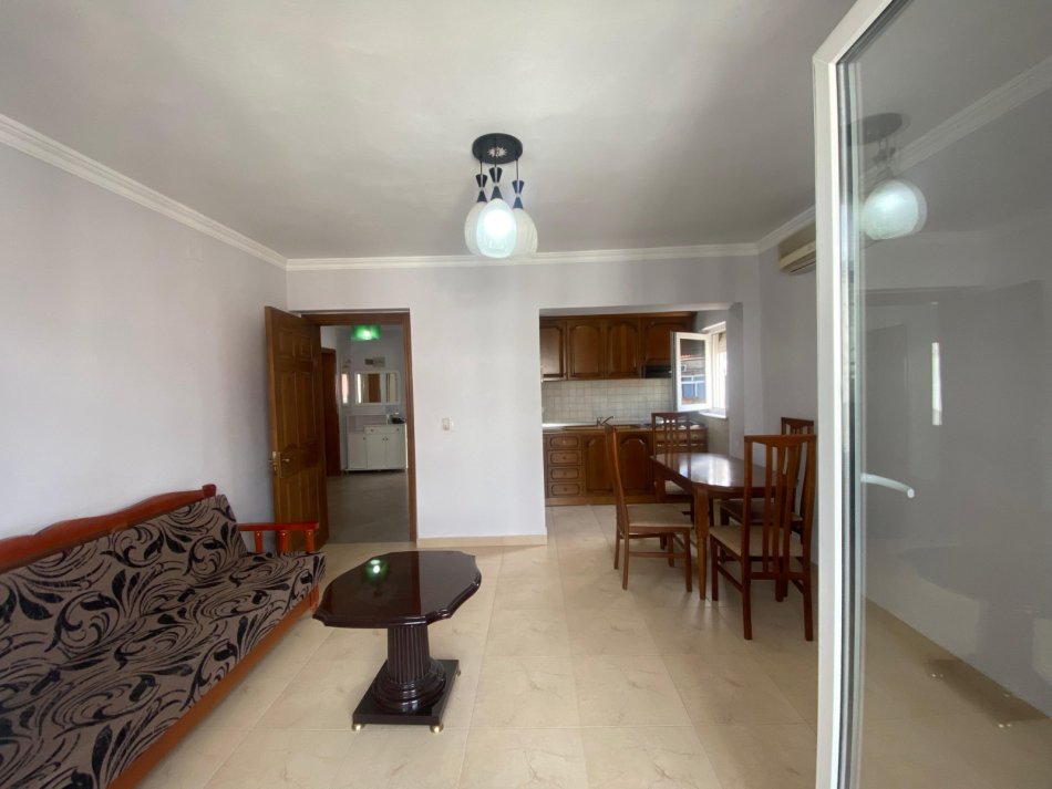 Tirane, shitet apartament 2+1 Kati 5, 83 m² 130,000 € (Qamil Guranjaku)