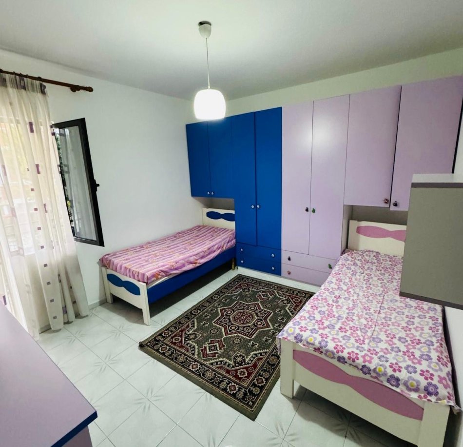 Tirane, jepet me qera apartament 2+1 Kati 2, 90 m² 500 € (Don Bosko)