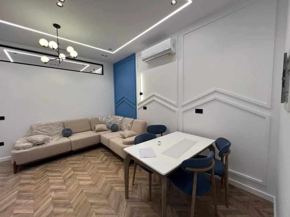 Tirane, jepet me qera apartament 1+1 Kati 0, 90 m² 900 € (Kodra e Diellit)