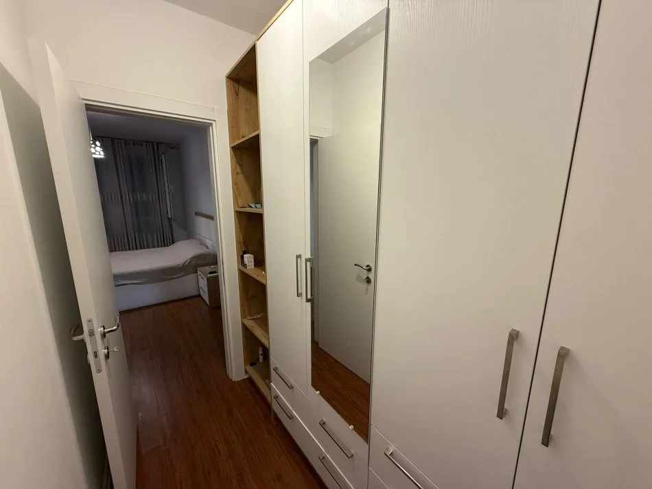 Tirane, jepet me qera apartament 2+1 Kati 5, 96 m² 750 € (Kompleksi Fiori di Bosko)