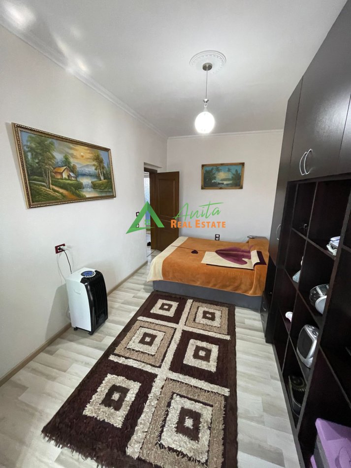 Tirane, shitet apartament 2+1+Ballkon Kati 5, 85 m² 147.000 € (Afer Don Boskos)