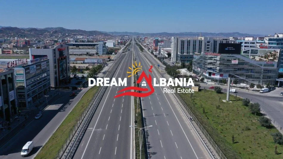 Tirane, jepet me qera magazine , 300 m² 1.500 € (ne Autostraden Tirane-Durres)