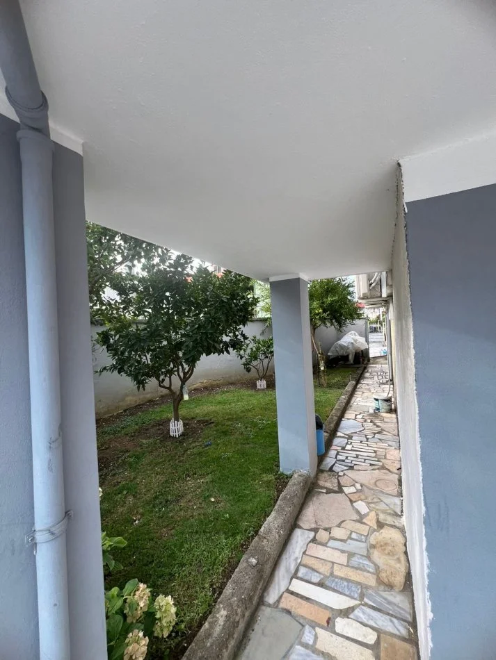 Tirane, shitet Vile Kati 3, 431 m² 400.000 € (Shkoze)