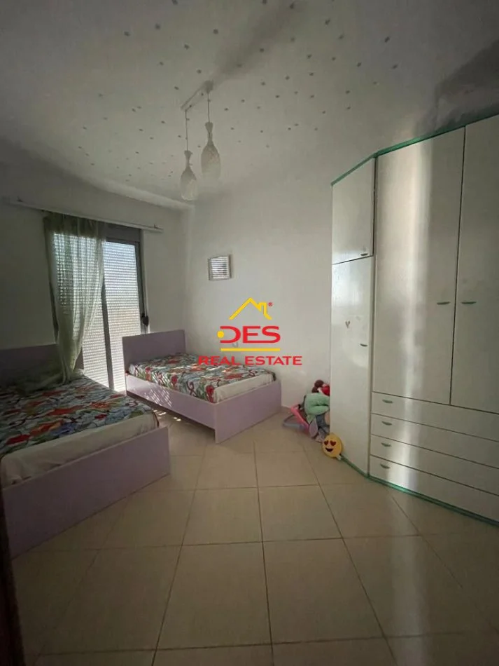 Vlore, jepet me qera apartament 2+1+Ballkon Kati 10, 125 m² 350 € (Rruga Dush Strati)