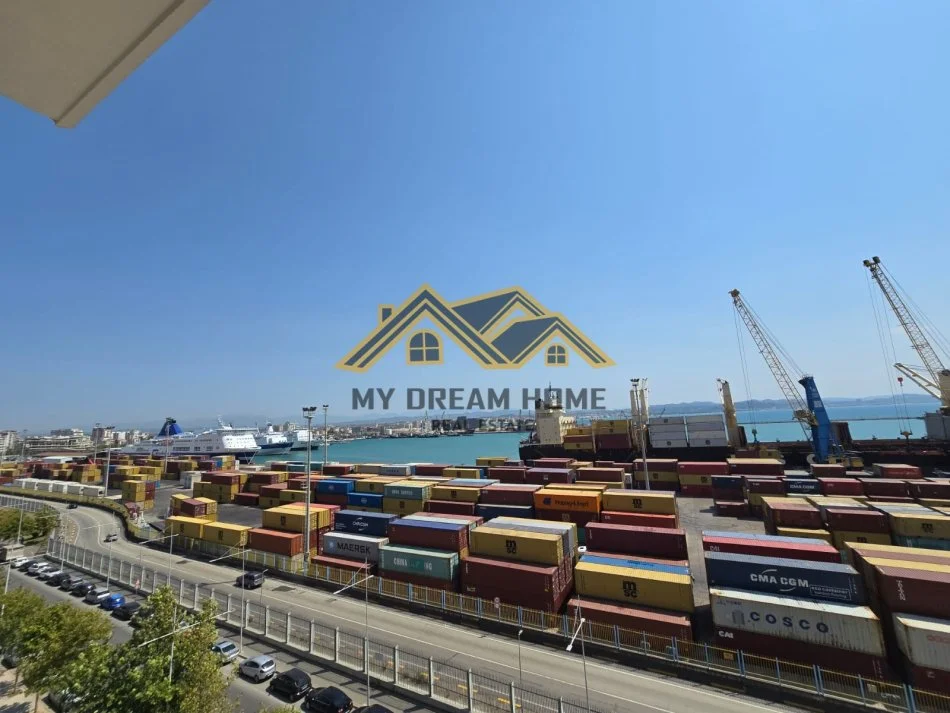 Durres, shitet apartament 2+1+Ballkon Kati 4, 135 m² (RRUGA E RE E PORTIT)