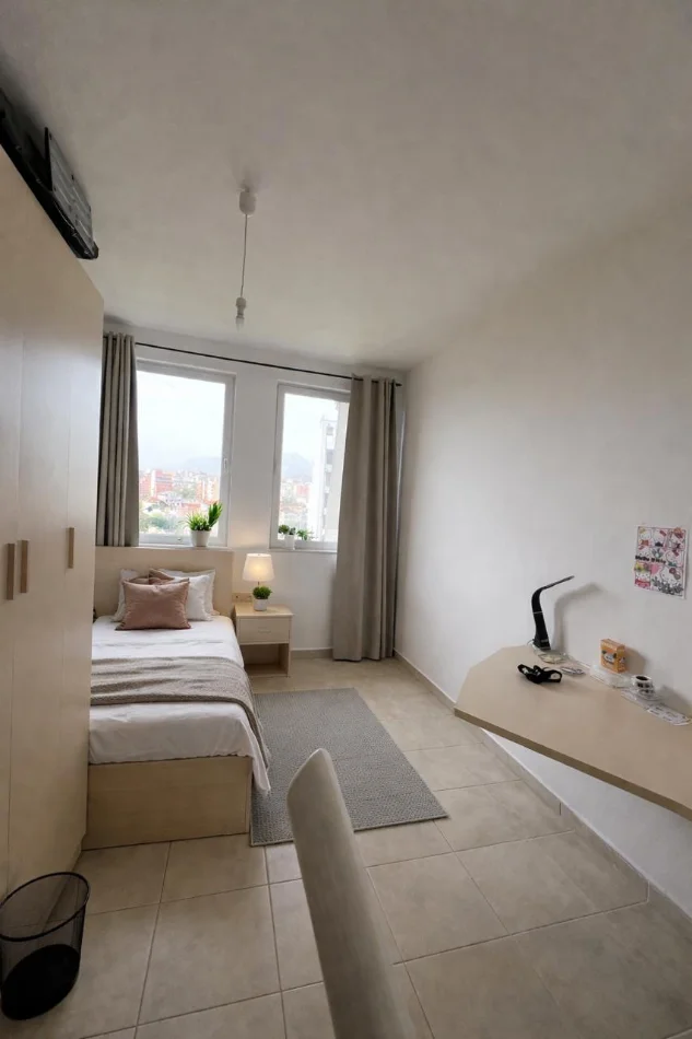 Tirane, jepet me qera apartament 2+1+Ballkon Kati 4, 100 m² 550 € (Rruga Idriz Dollaku)