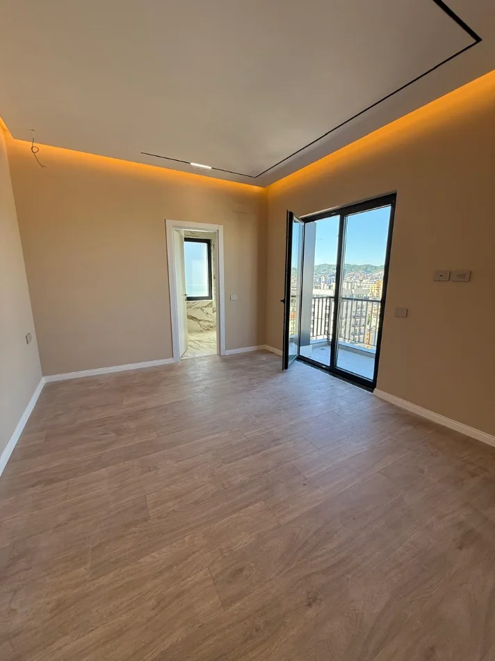 Tirane, jepet me qera dyqan Kati 11, 1.300 € (rruga e barrikadave)