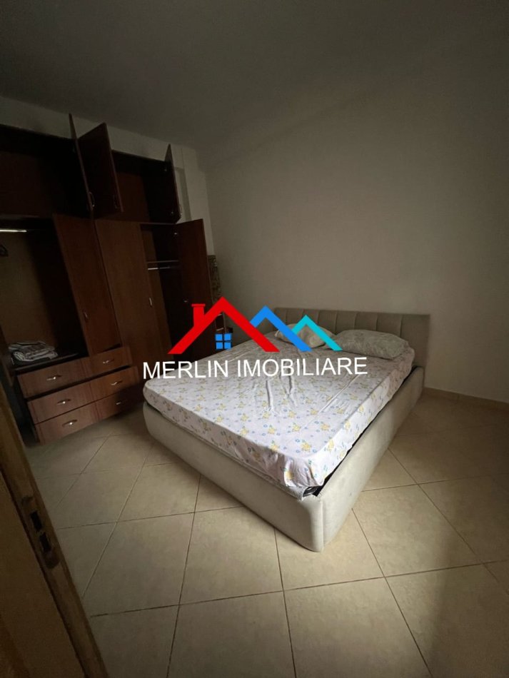 Tirane, jepet me qera apartament 1+1 Kati 1, 40 m² 300 € (RRUGA CESK ZADEJA)