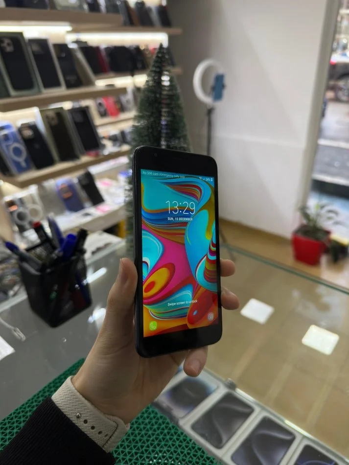 Tirane, shes Celular-Smartphone SAMSUNG A2 CORE