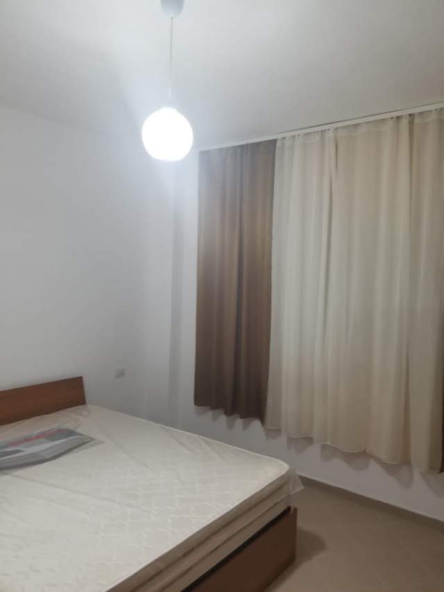 Tirane, jepet me qera apartament 2+1+BLK Kati 10, 70 m² 450 Euro (shkolla Qazim Turdiu)