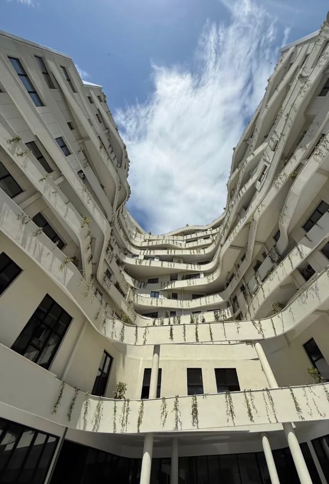 Tirane, shitet apartament 1+1 Kati 8, 59 m² 118.000 € (SPRING REZIDENCE)