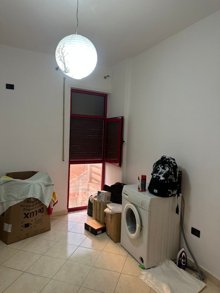 Durres, jepet me qera apartament 2+1+Aneks+Ballkon Kati 2, 100 m² 320 € (Sefer Efendiu)