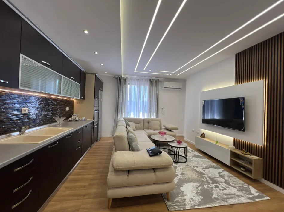 Tirane, shitet apartament 2+1+Ballkon Kati 3, 90 m² 158.000 € (Rruga Besim Alla)