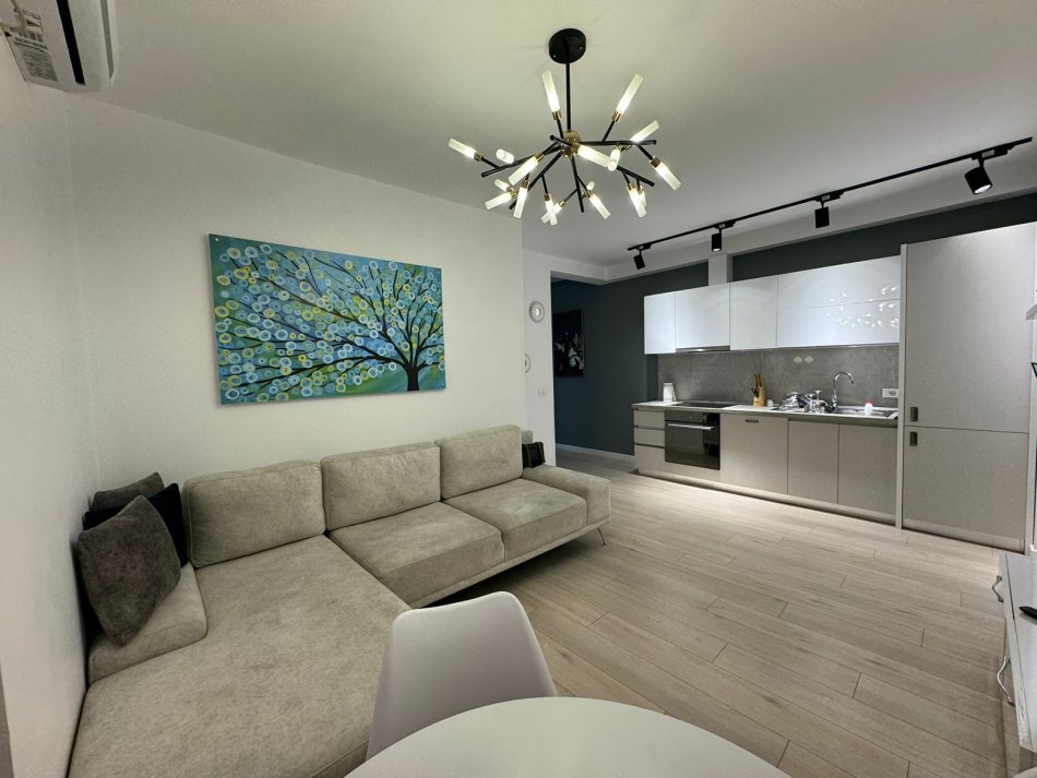Jepet me qera apartament 2+1 tek ish ekspozita!