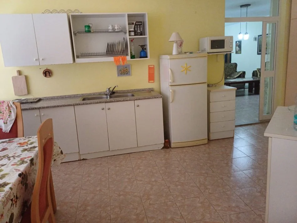 Tirane, shes apartament 2+1+Aneks+Ballkon Kati 2, 116 m² 125.000 € (donbosko)