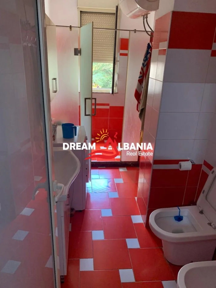 Tirane, shitet apartament 3+1+Ballkon Kati 3, 139 m² 330.000 € (Rruga e Elbasanit)