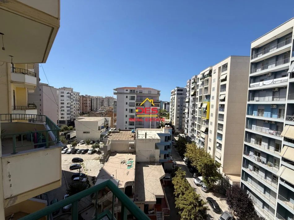 Vlore, shitet apartament 2+1+Ballkon Kati 8, 122 m² 150.000 € (Bulevardi Skelë-Vlorë)