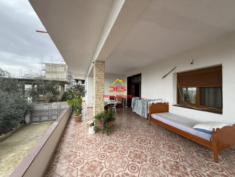 Vlore, shitet shtepi 2+1+Ballkon Kati 0, 219 m² 500.000 € (Rruga Petro Marko)