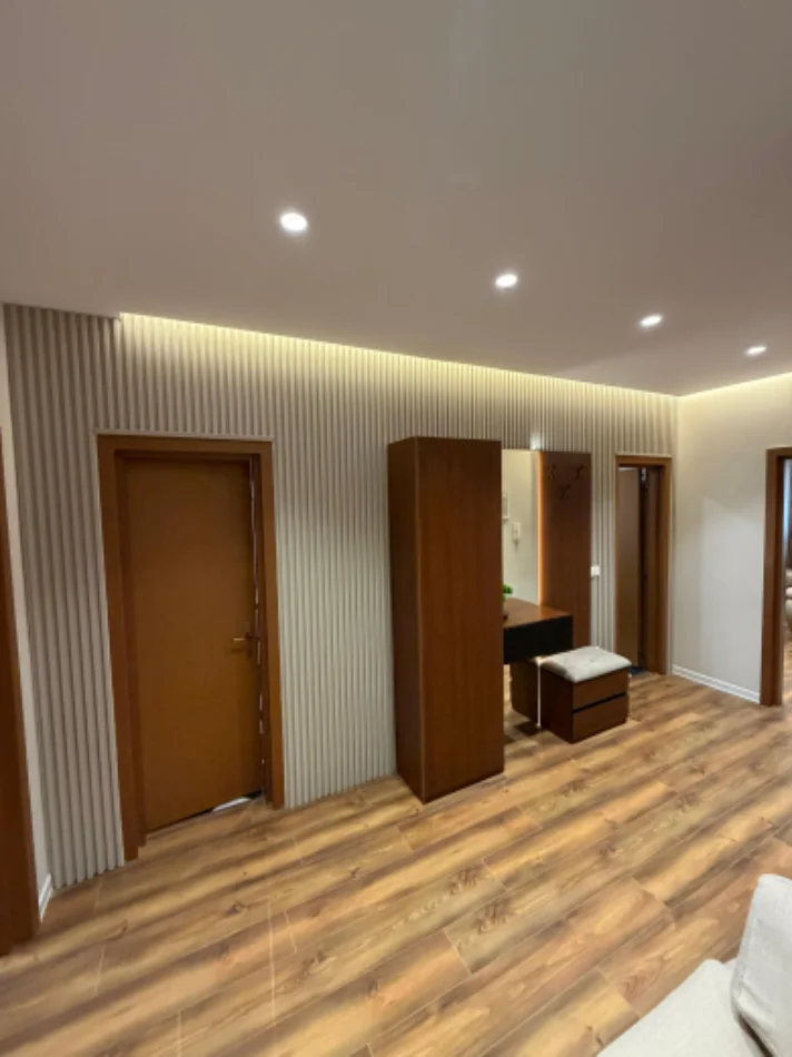 Tirane, shitet apartament 2+1 Kati 4, 102 m² 250.000 € 