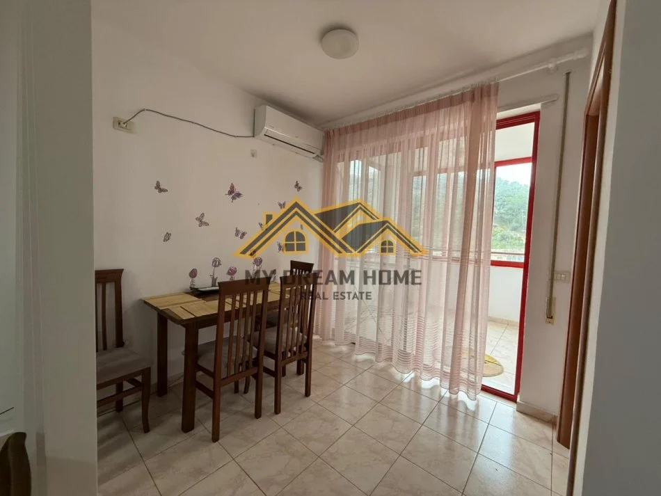 Durres, jepet me qera apartament 1+1 Kati 8, 60 m² 450 € (VOLLGA)