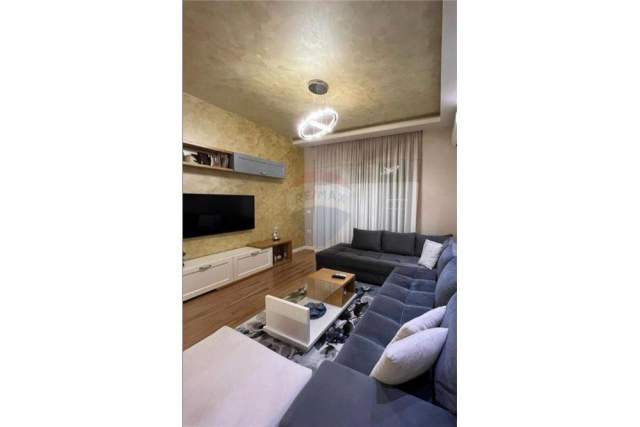 Tirane, shitet apartament 2+1+BLK Kati 3, 93 m² 165.000 Euro (Rr. Nexho Konomi)