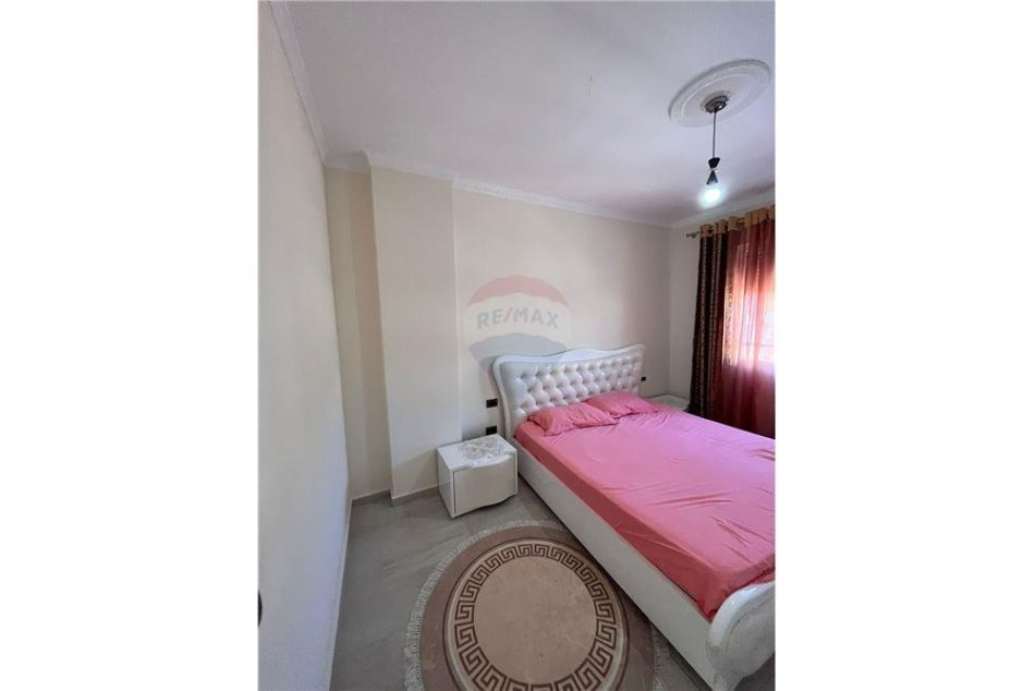 Tirane, jepet me qera apartament 2+1 , 80 m² 500 € (Rruga Selita e Vjeter - Kopshti Botanik)