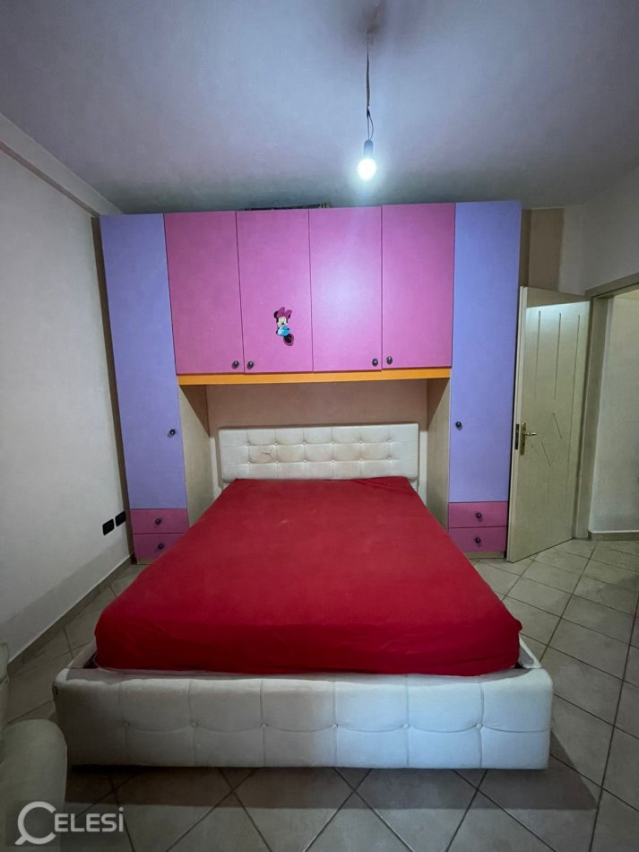 Tirane, jepet me qera apartament 1+1+Ballkon Kati 1, 60 m² 350 € (SELITE)