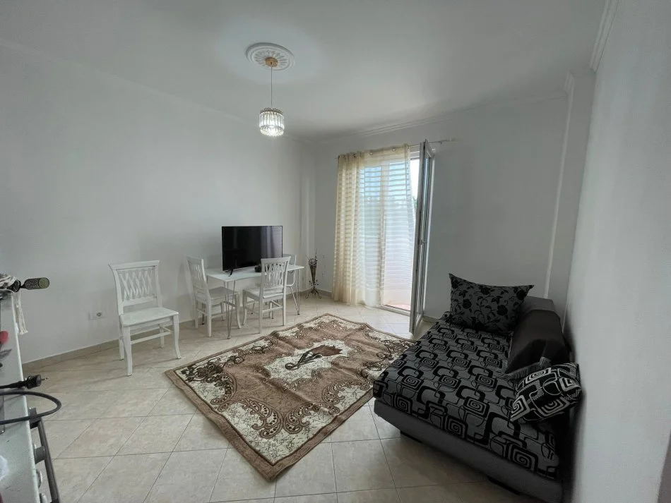 Tirane, shitet apartament 1+1 Kati 4, 61 m² 67.000 € (Fresku)