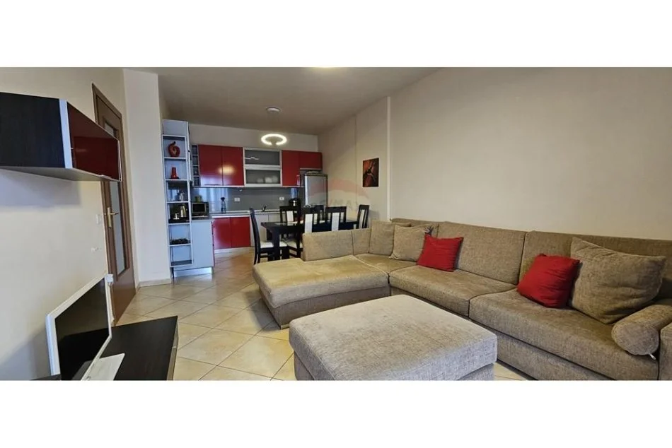 Tirane, jepet me qera apartament 1+1 Kati 6, 63 m² 550 € (Dom Bosko)